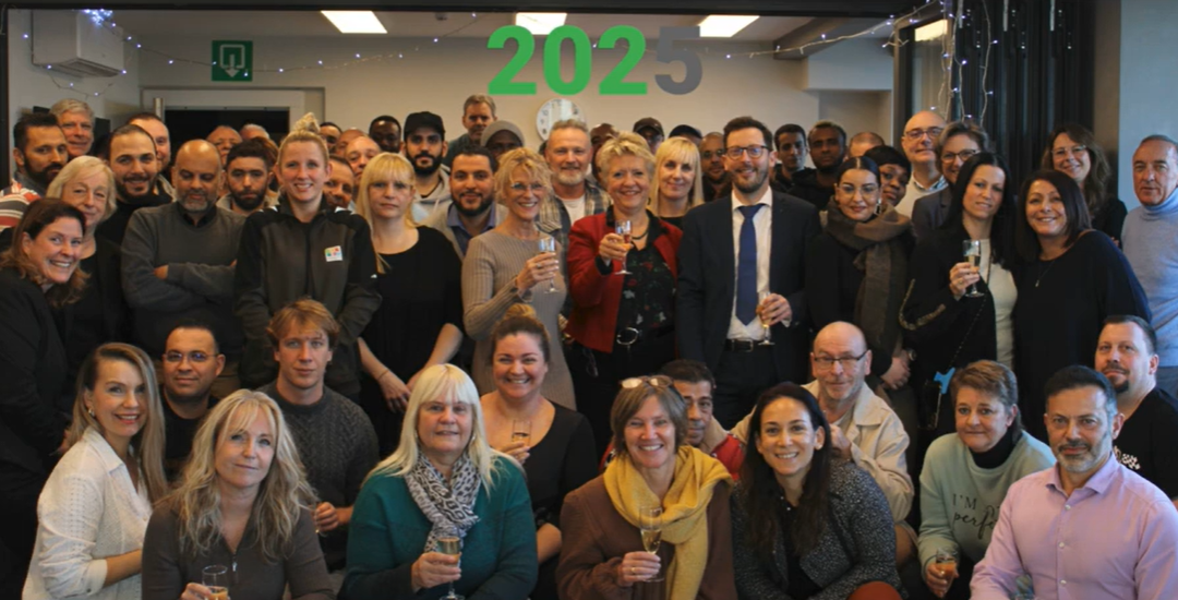 Onze voorzitter, Mathieu Vervoort, en onze algemeen directeur, Pascale Roelants, wensen u het allerbeste voor 2025.